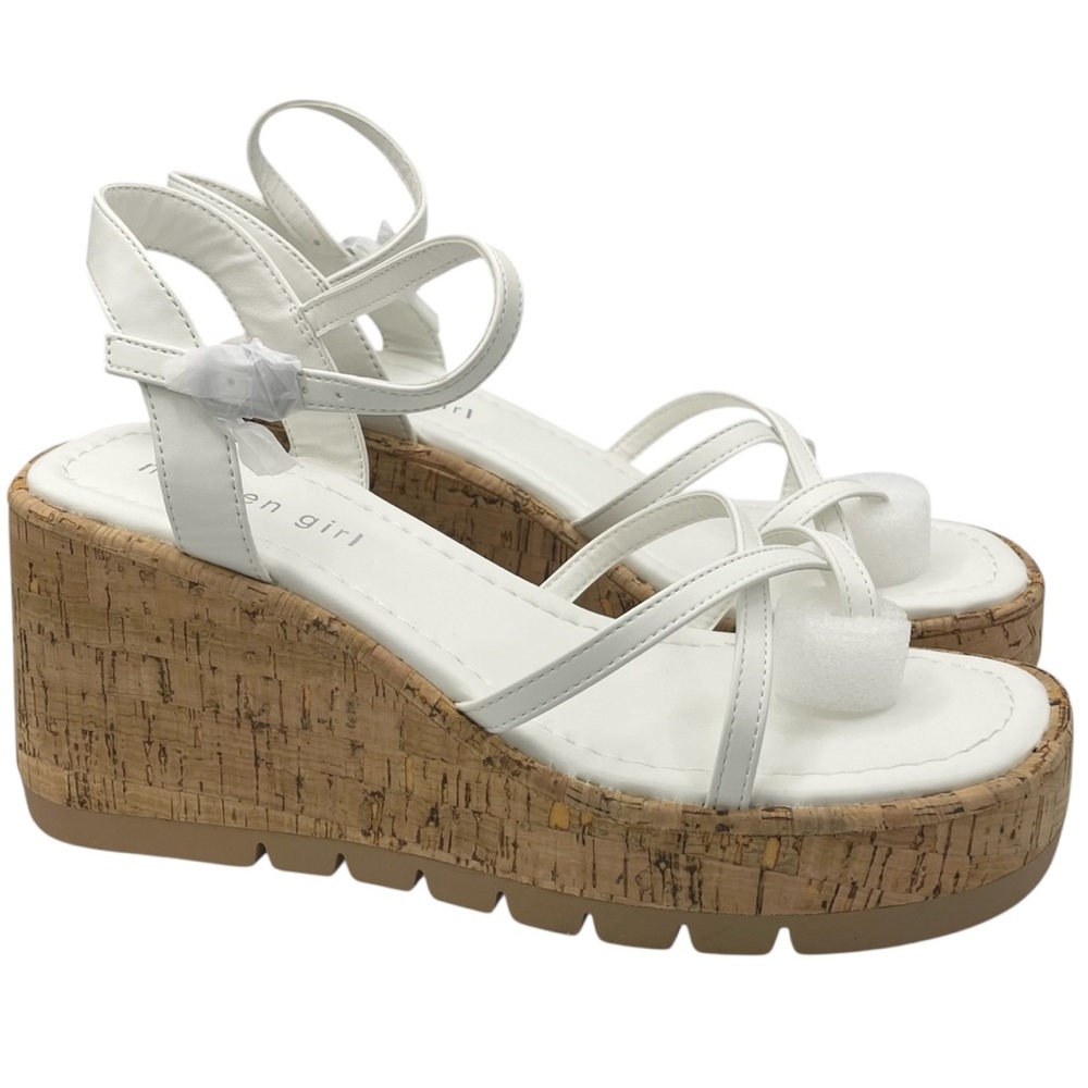 Madden Girl Volt strappy white wedge platform sandals women’s Size 8.5M